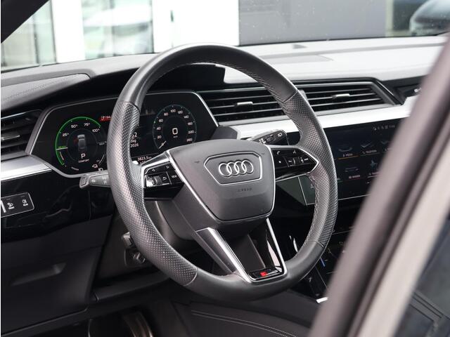 Audi Q8 e-tron 55 quattro S Edition 115 kWh | Pano dak | 22" | Adaptive CC |