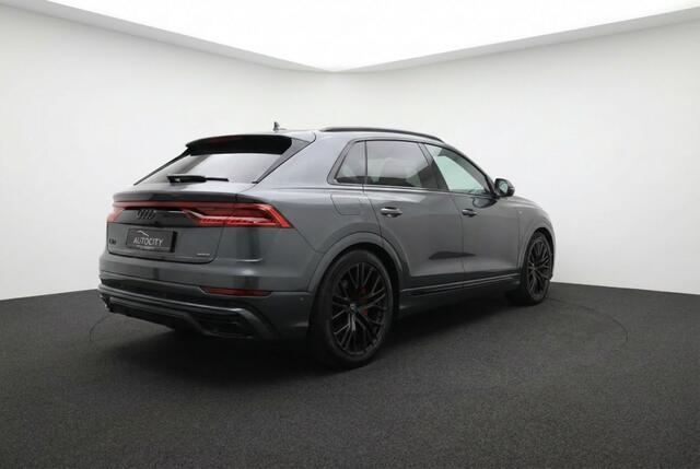 Audi Q8 60 TFSI e quattro Luchtvering l RS Seats l Pano l Trekhaak l HUD