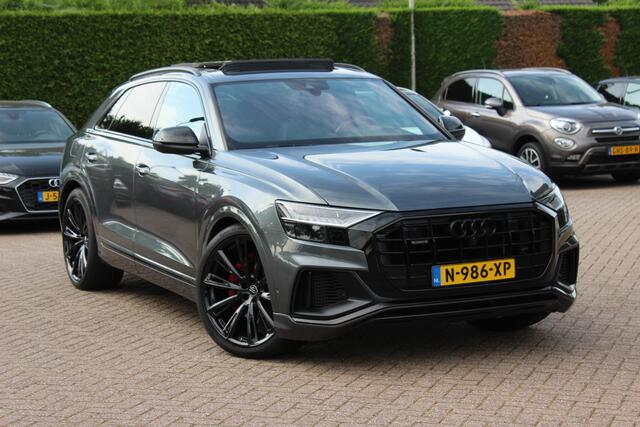 Audi Q8 60 TFSI e quattro Pro Line S Competition / Trekhaak / Panoramadak / 360Camera / Head-up / Softclose / B&O / Matrix LED / 23'' / Keyless / Softclose / Stuur+Stoelverwarming / Stoelmassage / Dodehoek / DAB / ACC