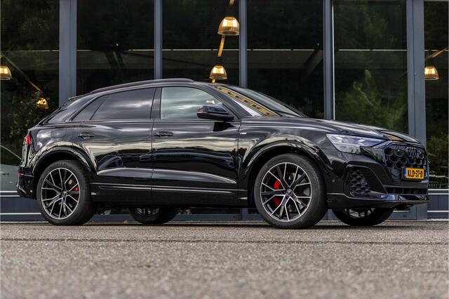 Audi Q8 60 TFSI e quattro Pro Line S Competition Achteras besturing/ HUD Nieuw uit voorraad leverbaar