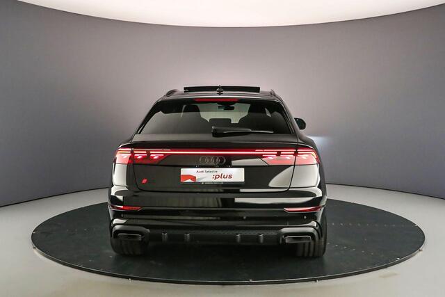 Audi Q8 60 TFSI e 490PK quattro Pro Line S Competition | Trekhaak | 23-Inch | Panoramadak | B&O | Servo | Ventilatie/Massage | Head-Up | Top-View | Advanced-Onderstel | Geheugen-Voorstoelen | Ambient-Light |