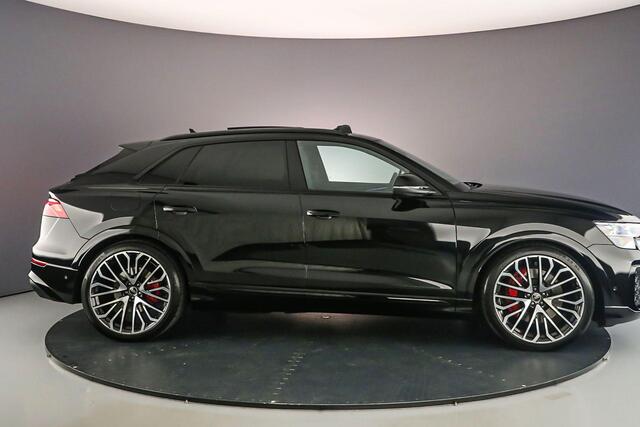 Audi Q8 60 TFSI e 490PK quattro Pro Line S Competition | Trekhaak | 23-Inch | Panoramadak | B&O | Servo | Ventilatie/Massage | Head-Up | Top-View | Advanced-Onderstel | Geheugen-Voorstoelen | Ambient-Light |