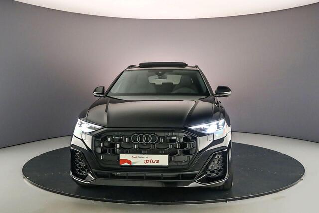 Audi Q8 60 TFSI e 490PK quattro Pro Line S Competition | Trekhaak | 23-Inch | Panoramadak | B&O | Servo | Ventilatie/Massage | Head-Up | Top-View | Advanced-Onderstel | Geheugen-Voorstoelen | Ambient-Light |
