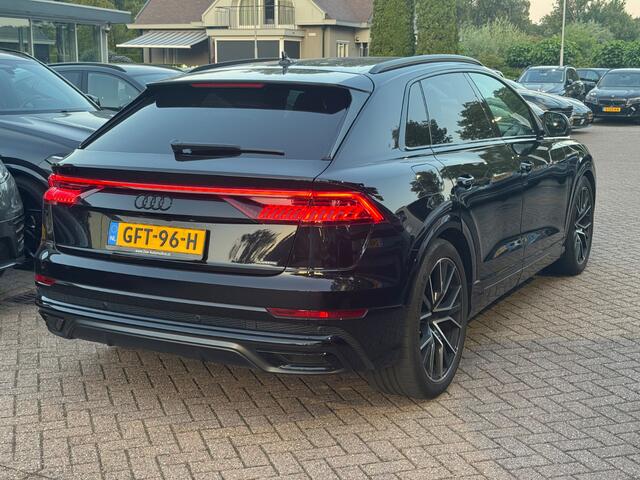 Audi Q8 55 TFSI e quattro Pro Line Plus / Trekhaak / 360Camera / Head-up / Softclose / Matrix LED / 22'' / RS Seats / B&O / Sfeerverlichting / Stoelmassage+Ventilatie / Stuurverwarming / Dodehoek / DAB / ACC