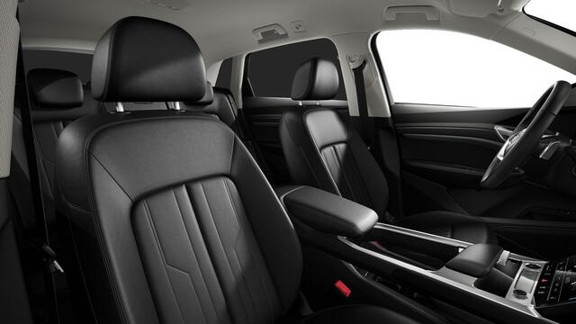 Audi Q8 e-tron 55 quattro Advanced Edition 115 kWh | 408 PK | SoH 98% | Trekhaak | Adaptive cruise control | Luchtvering | 21" LM velgen | Lederen bekleding | Climate control |