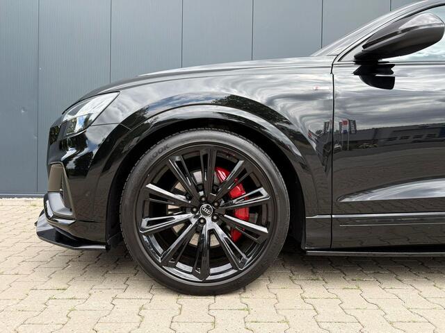 Audi Q8 55 TFSI e quattro pano tr.hk Matrix B&O