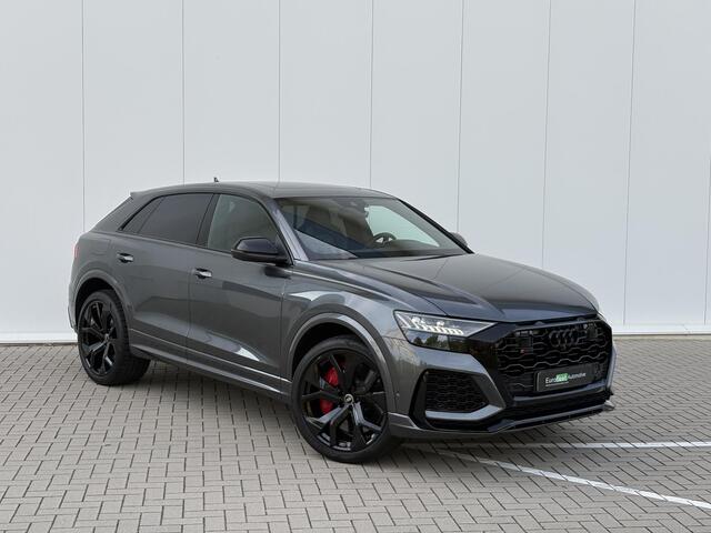 Audi Q8 4.0 TFSI RS Q8 quattro | 726 PK | KERAMISCHE REMMEN | DAYTONA GREY | PANO | CARBON | BTW