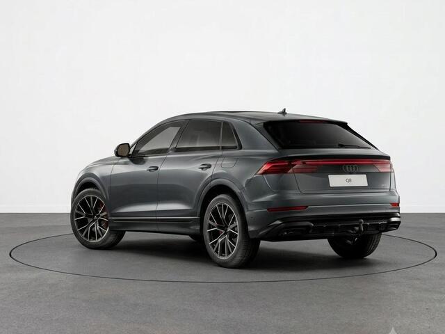 Audi Q8 Pro Line S e 290 kW 394 pk | Glazen panoramadak | Leder boven kunstleder onder | Trekhaak en aanhangerassistent | Vierwielbesturing |