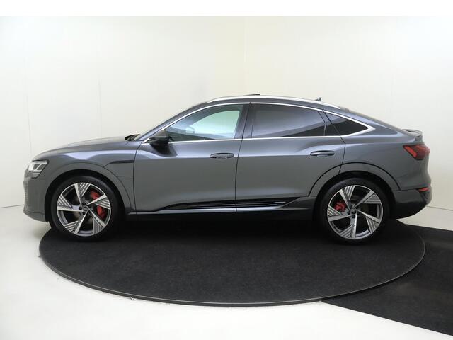 Audi Q8 Sportback e-tron 55 quattro S Edition 115 kWh | Panoramadak | Trekhaak | Luchtvering | 4-zone airco | 360 camera | Head-up display | LED matrix verlichting | Dodehoek detectie |