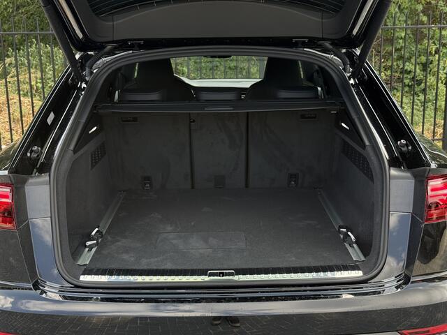 Audi Q8 60 TFSI e quattro Pro Line S Competition 23" | RS seats | Massage | Ventilatie | elk. stuur | Carbon
