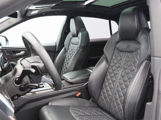 Audi Q8 4.0 TFSi SQ8 quattro 508 Pk Automaat | Head up | Bang & Olufsen | Valcona Leer | Memory | Panorama dak | Vierwielbesturing | Matrix LED | 360 Camera | Soft Close | 23 Inch | 76.574 Km !!