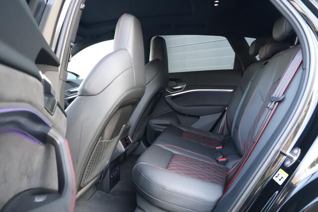 Audi Q8 e-tron 55 quattro S Edition 115 kWh SOH 100% Pano/LED Matrix/Luchtvering/360/B&O/Headup/Rode stiksels/ACC
