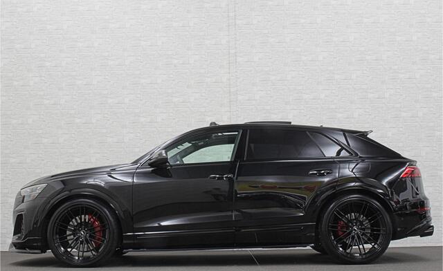 Audi Q8 60e 490pk #RS-Stoelen | 4WS | OLED | Laser-LED | Carbon | Massage | Ventilatie | Valcona Leder+ Pakket | B&O Sound | 23'' | Alcantara hemel | Head-Up | Soft-Close | Panodak | 2x Memory | Trekhaak | Keyless-Entry | Luchtvering | Achterasbesturing | Nw.Pr. 160.000,= | Fabrieksgarantie | Direct rijden.