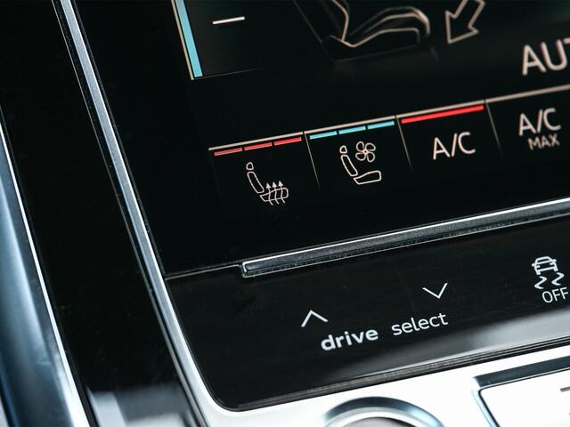 Audi Q8 60 TFSI e quattro Pro Line S Competition | Panoramadak | 360 Camera | Stoelmassage + Ventilatie | Luchtvering | Ambiance Interieur | Stoelverwarming V+A | Memory Seats |