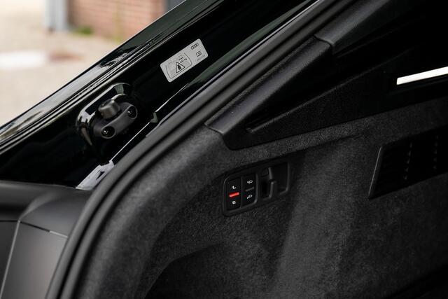 Audi Q8 55 TFSI e quattro S line | Panorama | B&O | 4-Wielbest. | RS-Seats | Head-Up | Soft Close | Luchtvering | 22'' | ACC |