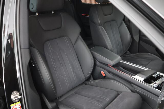 Audi Q8 e-tron 50 quattro 340pk Advanced Edition 95 kWh Camera Memory ACC HUD Stoelverwarming Keyless Navigatie