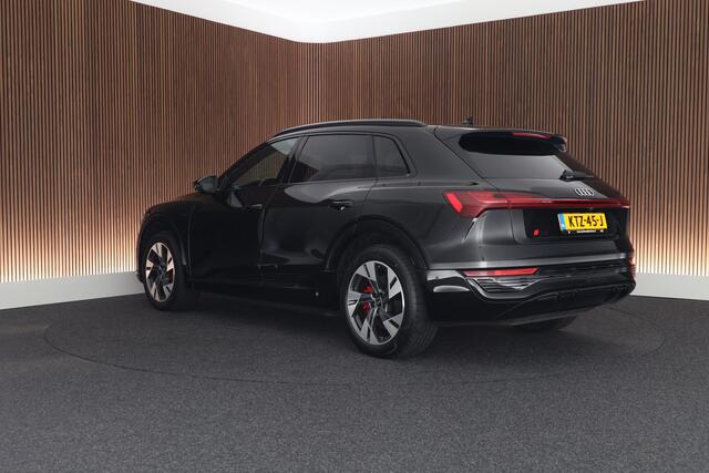 Audi Q8 e-tron 50 quattro 340pk Advanced Edition 95 kWh Camera Memory ACC HUD Stoelverwarming Keyless Navigatie