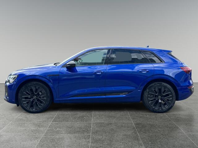 Audi Q8 e-tron 55 408pk quattro S Edition Competition 115 kWh Optiekpakket zwart plus | 360 Areaview camera | Parkeerassistent plus