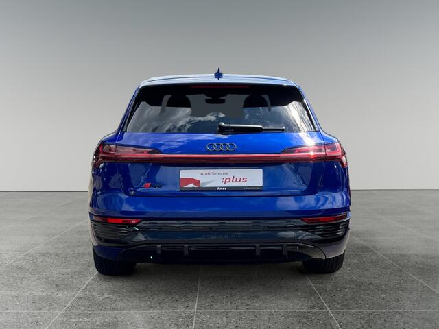 Audi Q8 e-tron 55 408pk quattro S Edition Competition 115 kWh Optiekpakket zwart plus | 360 Areaview camera | Parkeerassistent plus
