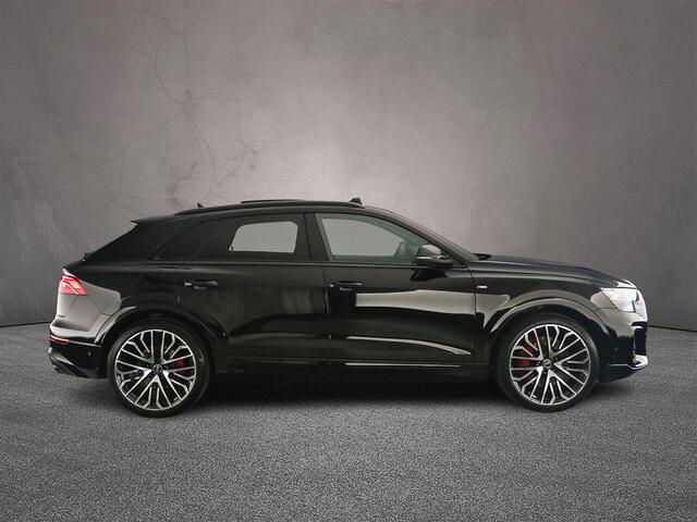 Audi Q8 60 TFSI e quattro Pro Line S Competition | Achterasbesturing | Luchtvering | B&O | Panoramadak | Trekhaak | Ambient-licht pakket | Head-Up | Laser LED | Adapt Cruise
