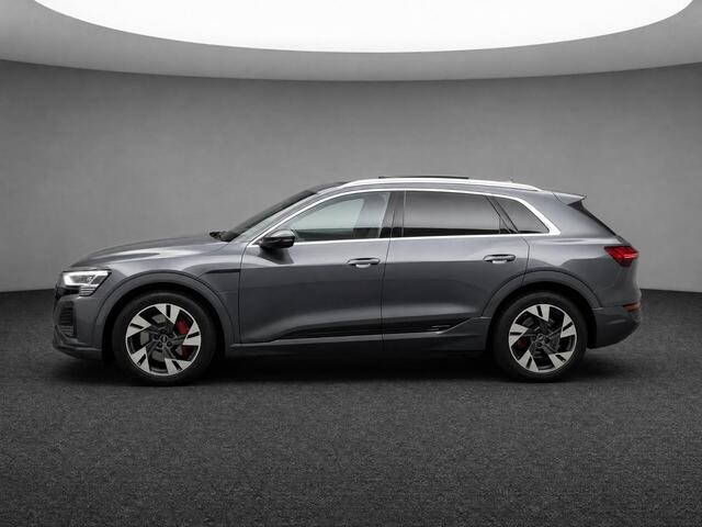 Audi Q8 e-tron 55 408pk Quattro S Edition Competition 115 kWh · SOH 90,9% · Panoramadak · Luchtvering · 360 Camera · Elek. Voorstoelen · 20'' Inch ·
