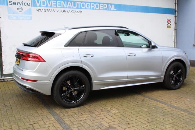 Audi Q8 55 TFSI e quattro Pro Line | Incl. 12 maanden Garantie | Night Vision Assistant | Luchtvering | Panorama dak | 360* Camera | Keyless Go | Stoel/stuur verwarming | Stoelventilatie | Elektrisch verstelbare stoelen | Elektrische kofferbakklep | Adaptive cruise | Dodehoekdetectie | Apple CarPlay/Android Auto | DAB | Climate controle | Automatisch inparkeren | Navigatie |