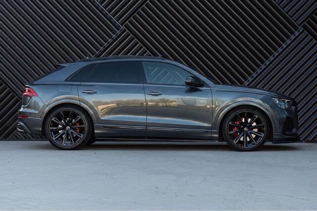 Audi Q8 60 TFSI e quattro S-Line Competition ACC Pano 4wielbes. Oled Alcant.Hemel Massage 360 Matrix Keyless Trekhaak