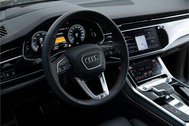 Audi Q8 60 TFSI e quattro S-Line Competition ACC Pano 4wielbes. Oled Alcant.Hemel Massage 360 Matrix Keyless Trekhaak