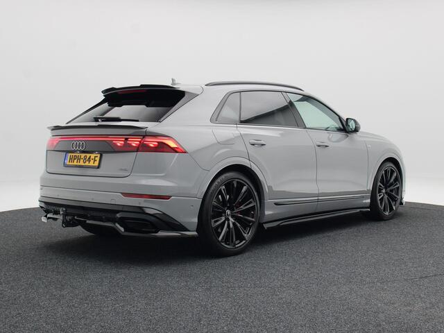 Audi Q8 60 TFSi e 490 Pk quattro S-Line Competition | Trekhaak | Carplay | B&O Advanced | Luchtvering | Head-up Display | Matrix LED | Carplay | 23 Inch