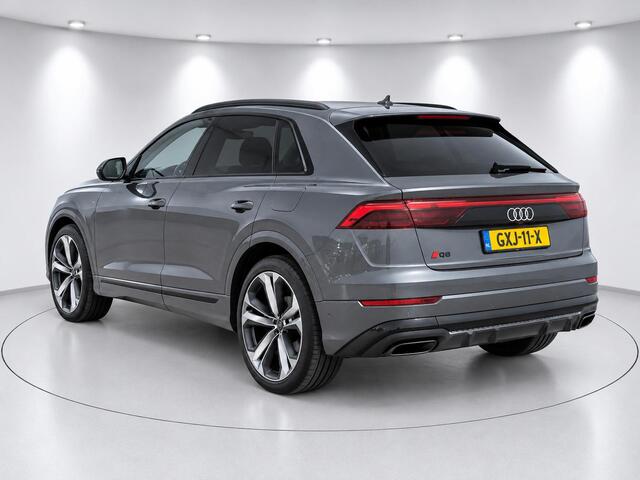 Audi Q8 55 TFSI e quattro S line Competition Head-Up Luchtvering Trekhaak 4 wielbesturing B&O Panoramadak