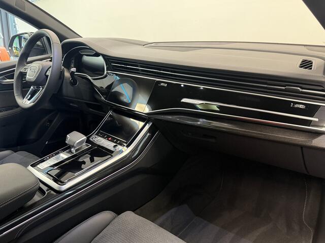 Audi Q8 60 TFSI e quattro Pro Line S Competition ACC Panoramadak 4 Wiel besturing