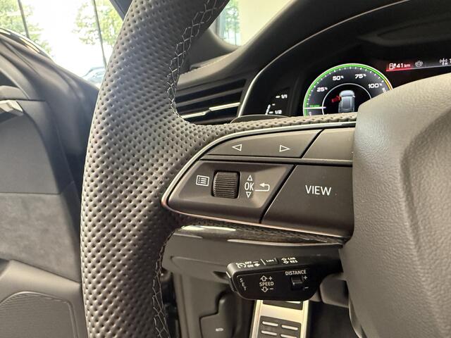 Audi Q8 60 TFSI e quattro Pro Line S Competition ACC Panoramadak 4 Wiel besturing