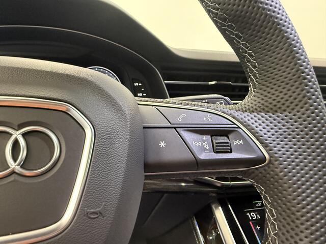Audi Q8 60 TFSI e quattro Pro Line S Competition ACC Panoramadak 4 Wiel besturing