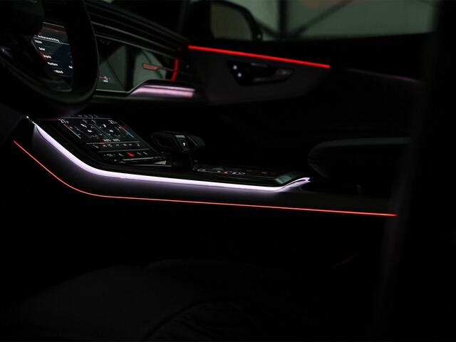 Audi Q8 55 TFSI e quattro Pro Line Plus | Panoramadak | Night Vision | B&O | HUD | 360 Camera | Adaptive Cruise | Luchtvering | Stoelverwarming V+A | Ambiance Verlichting | Trekhaak |