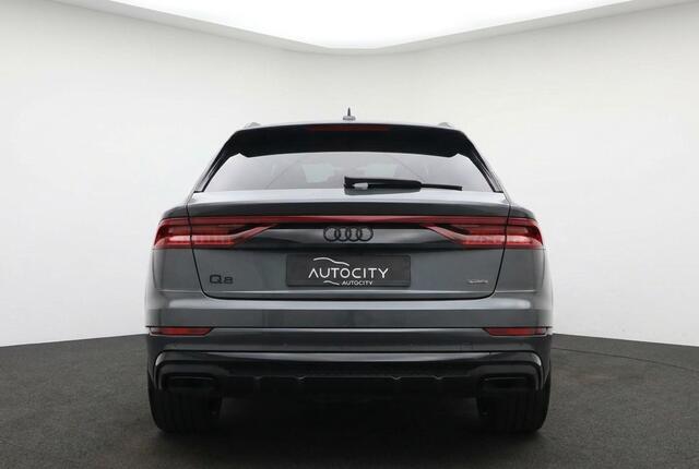 Audi Q8 60 TFSI e-hybrid quattro S Line Competition l AWD Besturing l B&O l HUD l Trekhaak l Alcantara Hemel l VOL OPTIES