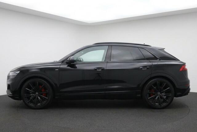 Audi Q8 60 TFSI e-hybrid quattro S Line Competition l AWD Besturing l B&O l HUD l Trekhaak l Alcantara Hemel l VOL OPTIES