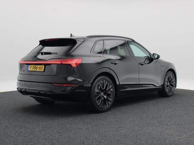 Audi Q8 e-tron 55 quattro S Edition 115 kWh 408 Pk | RS Stoelen | Carplay | B&O Audio | Panoramadak | Keyless | Adaptive Cruise | 21 Inch