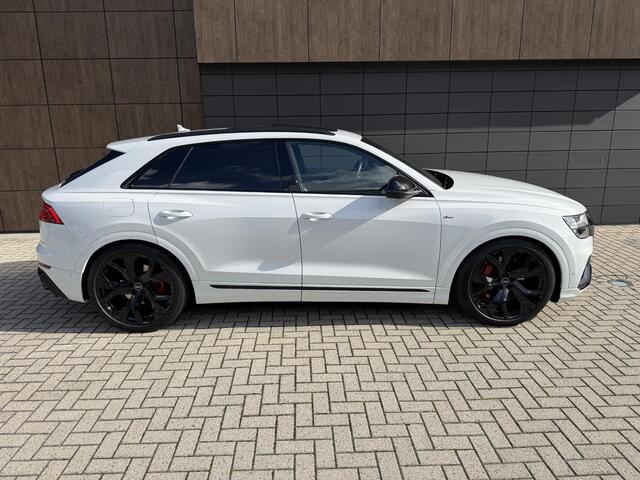 Audi Q8 60 TFSI e quattro Pro Line S Competition Panorama