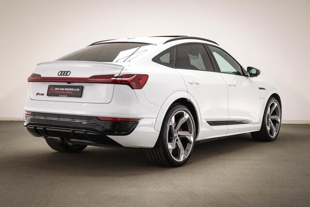 Audi Q8 Sportback e-tron S quattro SQ8 115 kWh | Panoramadak | Bang en Olufsen | Luchtvering | Trekhaak | 22"