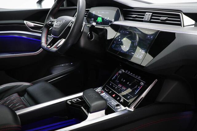 Audi Q8 Sportback e-tron S quattro SQ8 115 kWh | Panoramadak | Bang en Olufsen | Luchtvering | Trekhaak | 22"