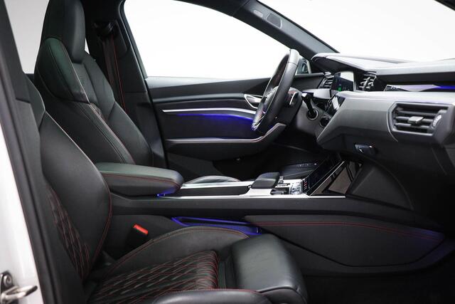 Audi Q8 Sportback e-tron S quattro SQ8 115 kWh | Panoramadak | Bang en Olufsen | Luchtvering | Trekhaak | 22"