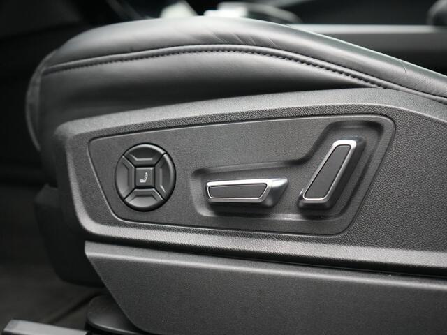 Audi Q8 e-tron 55 quattro Advanced Edition 115 kWh 408pk Dealer O.H | Panodak | Head Up | 360 Camera | Bang & Olufsen | Lederen Sportstoelen Massage & Memory | Stoelventilatie & Verwarming | Cruise Control | Keyless | Virtual | Navigatie | DAB | 21" L.M |