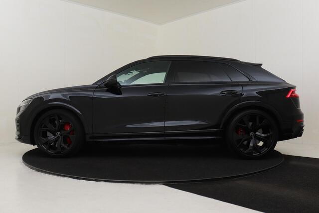 Audi Q8 4.0 TFSI RS Q8 QUATTRO -KERAMISCH|B&O|RS DYNAMIC PLUS|PANO.DAK|MASSAGE|GEVENT.LEDER|HEAD-UP DISP.|TREKHAAK|23" *NW.PRIJS €253,448,-!*