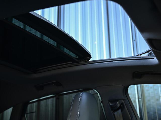 Audi Q8 e-tron Sportback 55 quattro S Edition 115 kWh 408pk | Panoramadak | 360 Camera | Luchtvering | Adaptive Cruise | Memory Seat | Stoel + Stuurverwarming | Keyless Entry | Elektr. Verst. Stuur |
