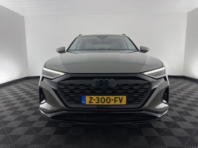 Audi Q8 e-tron 50 quattro Advanced Edition 95 kWh [3-Fase-22kW] {SoH-100%} (INCL.BTW) *LEATHER | FULL-LED | MEMORY-PACK | ADAPTIVE-CRUISE | CAMERA | PRIVACY-GLASS | DIGI-COCKPIT | PRIVACY-GLASS | SHIFT-PADDLES | DAB | AMBIENT-LIGHT | 20''ALU | TOWBAR* – foto 2