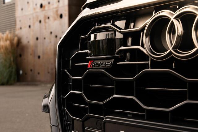 Audi Q8 4.0 TFSI RS Q8 quattro | URBAN | Carbon | Dynamic Plus | Keramisch | Assist | Panorama | B&O |