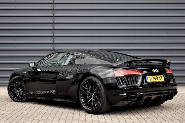 Audi R8 5.2 FSI V10 Quattro Plus | Keramisch | Carbon Exterieur + Motorruimte | B&O | Laser Light | Camera | Sportuitlaat |