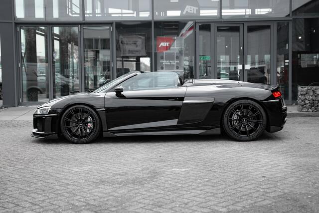 Audi R8 Spyder ABT V10 Plus | ABT Race package | ABT GR20 Forged velgen | ABT Exclusive carbon side pods | | Keramisch | Magnetic ride | Carbon in- en exterieur | B&O | Comfortsleutel