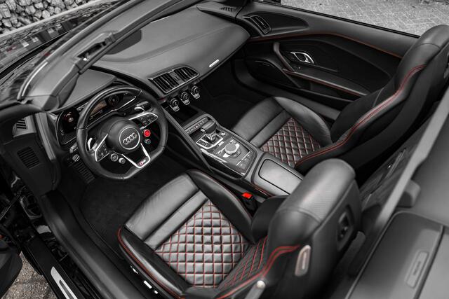 Audi R8 Spyder ABT V10 Plus | ABT Race package | ABT GR20 Forged velgen | ABT Exclusive carbon side pods | | Keramisch | Magnetic ride | Carbon in- en exterieur | B&O | Comfortsleutel