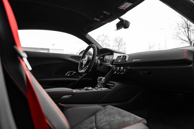 Audi R8 GT V10 139/333 | Limited edition | Suzuka Matt Audi Exclusive | Schaalstoelen | Keramisch | Laser LED | B&O | Xpel